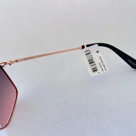 Quay Australia Hot Take Sunglasses Rose Gold Pink Smoke - Picture 7 of 8